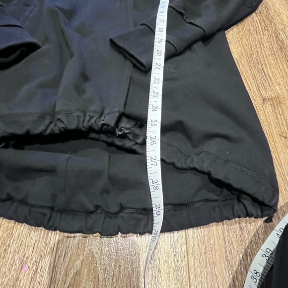 Lululemon Savana black wrap long sleeve - Picture 6 of 7